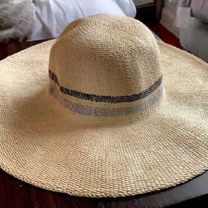 Beach Hat from Gap. Size M/L.